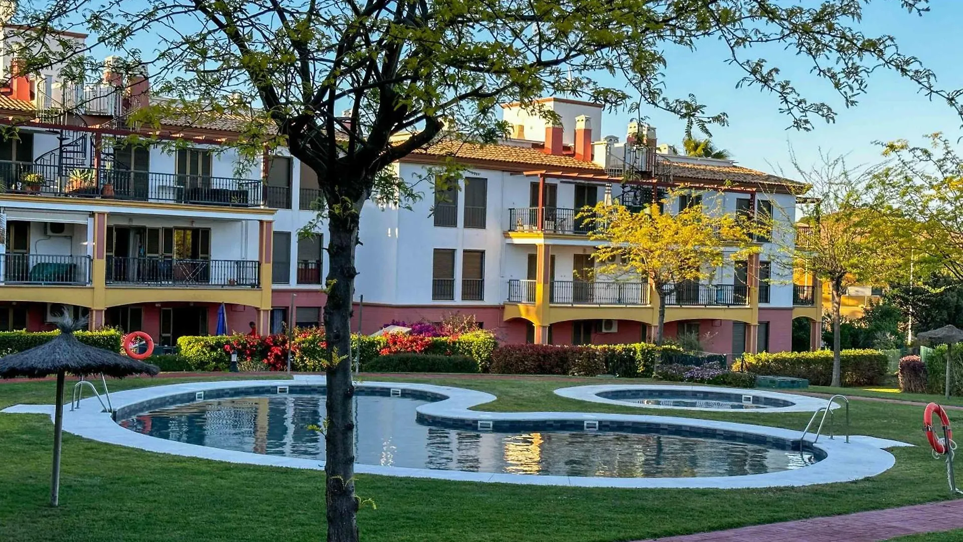Con Jardin Y Acceso A La Piscina. Lejlighed Ayamonte 0*,  Spanien